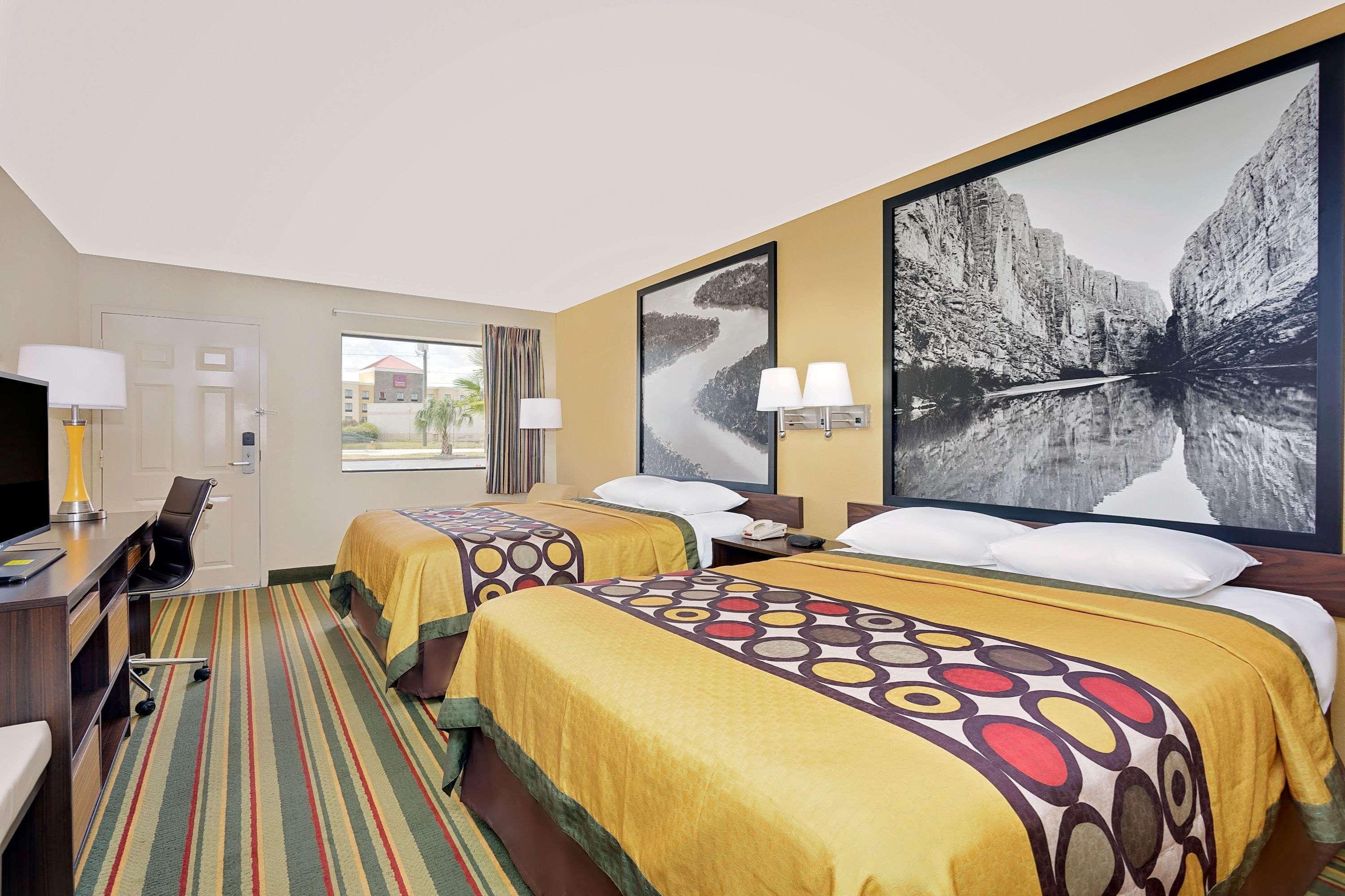 Super 8 By Wyndham Byron/South Macon Hotel Eksteriør billede