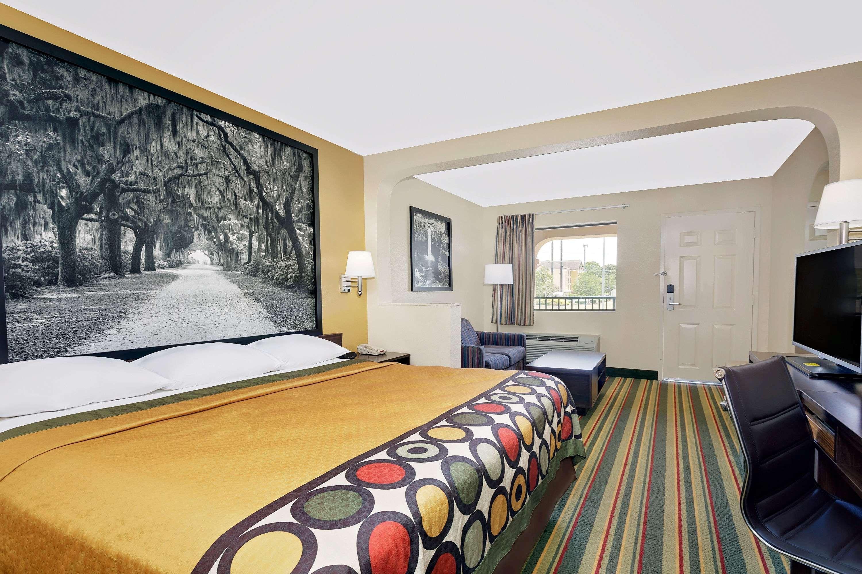 Super 8 By Wyndham Byron/South Macon Hotel Eksteriør billede