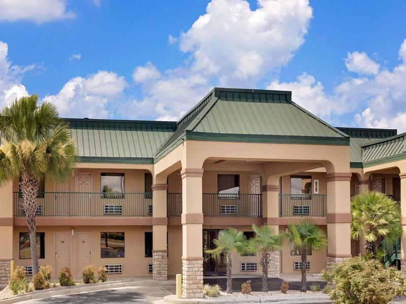 Super 8 By Wyndham Byron/South Macon Hotel Eksteriør billede